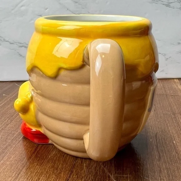 Disney Winnie The Pooh Honey Pot Mug Coffee Cup Large Hunny Bee (23 oz) NEW - Picture 3 of 7